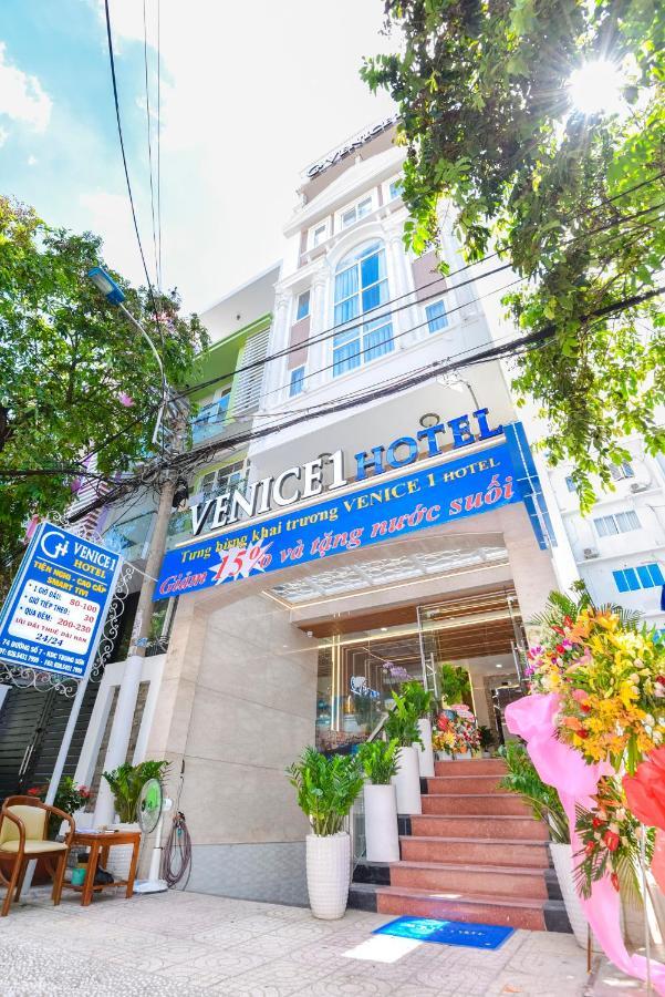 Venice 1 Hotel Хошимин Екстериор снимка