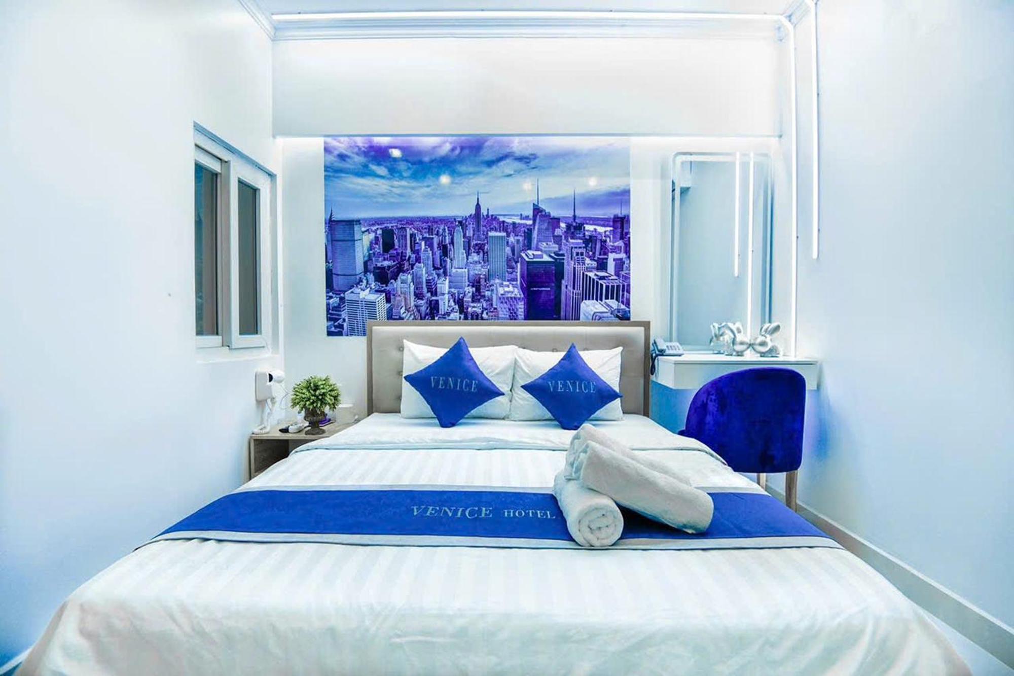 Venice 1 Hotel Хошимин Екстериор снимка